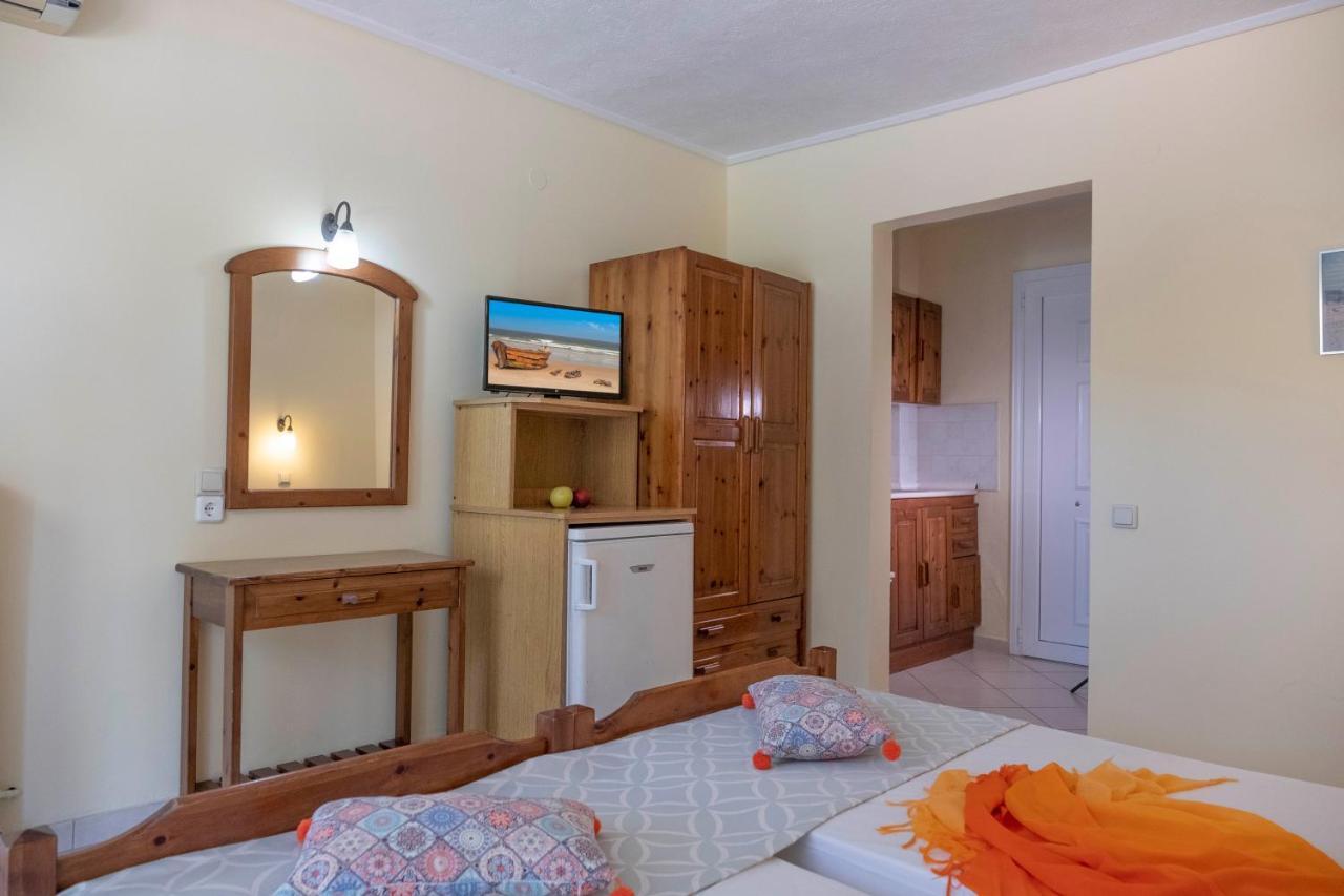 Aristides Hotel Fourka Zewnętrze zdjęcie